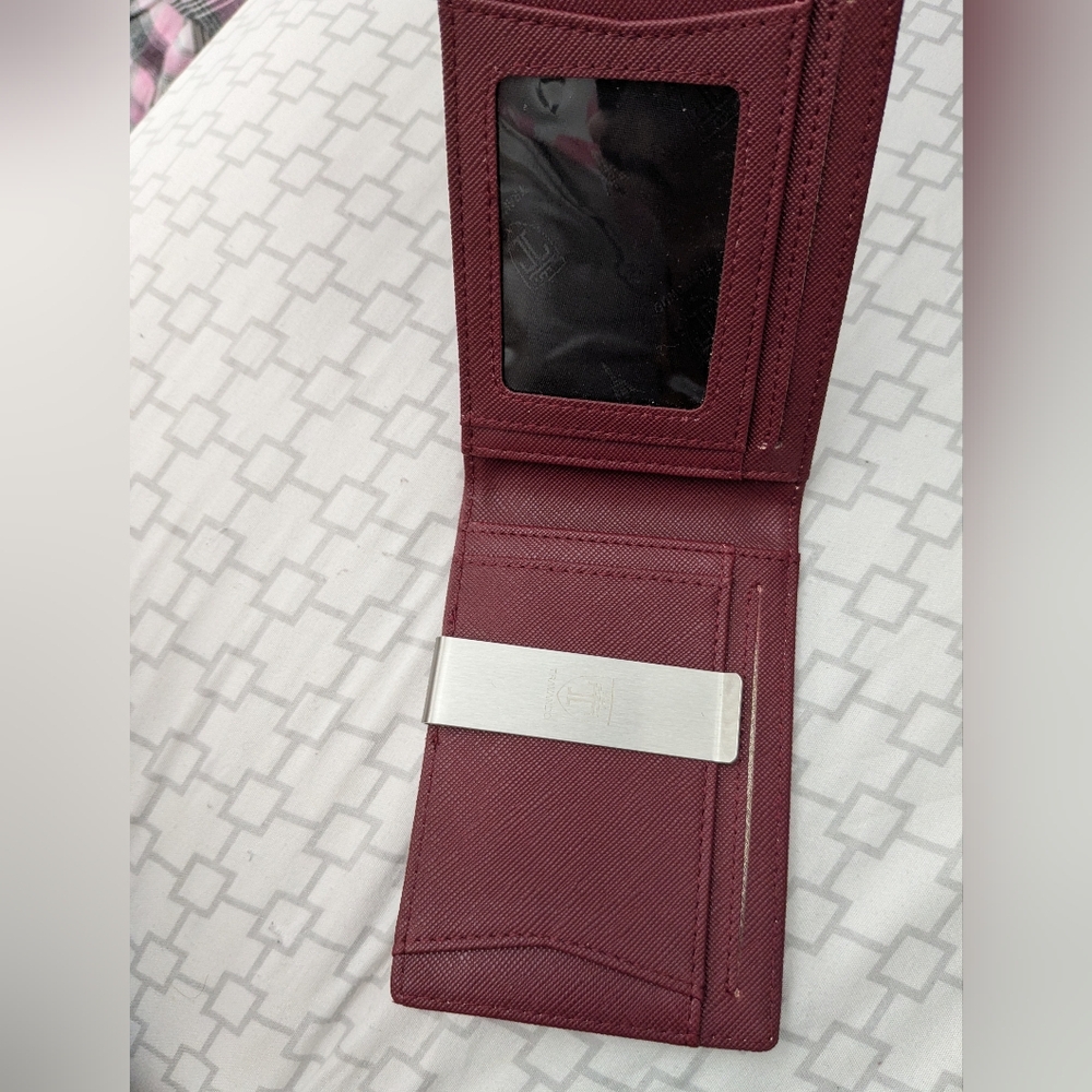 Wallet - Picture 2 of 2